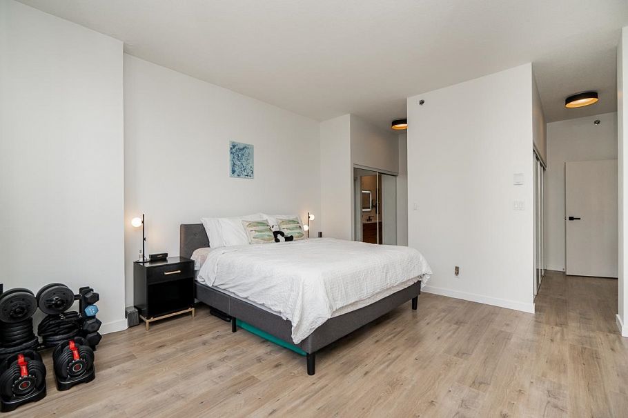 408 503 W 16th Avenue Vancouver, BC - 16