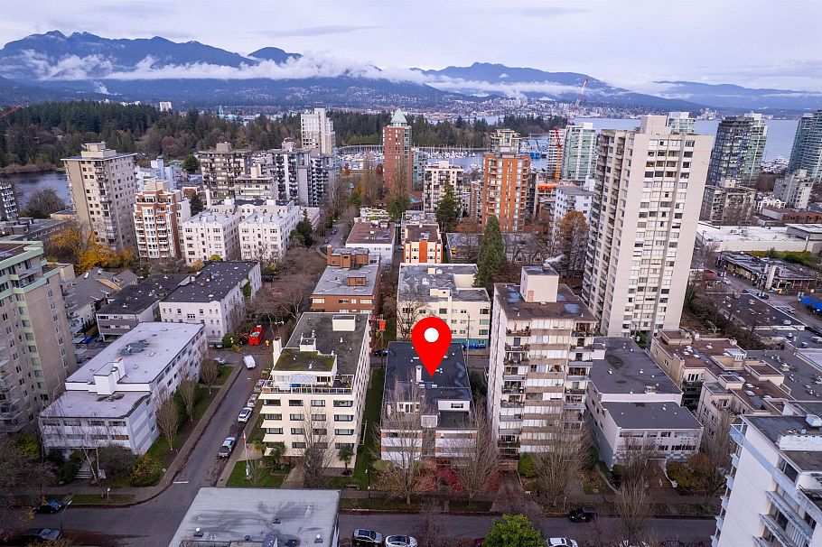 2 1879 Barclay Street Vancouver, BC - 16