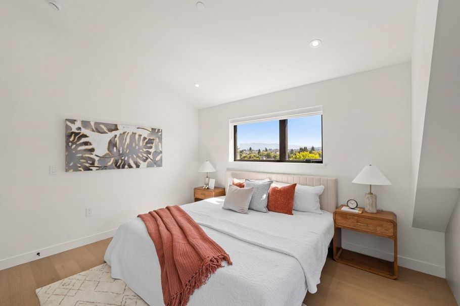 1 2247 Parker Street Vancouver, BC - 29