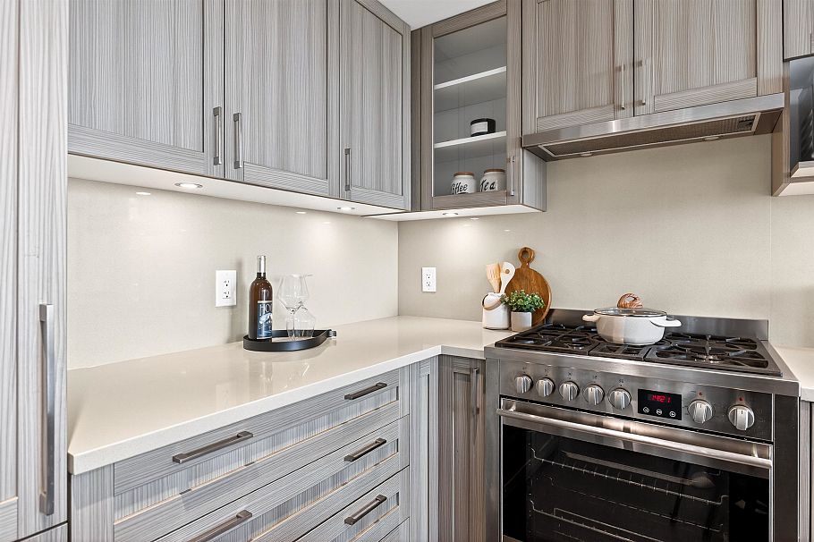 1011 5470 Ormidale Street Vancouver, BC - 4