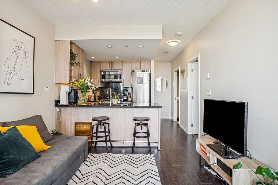 605 1708 Columbia Street Vancouver, BC - 12