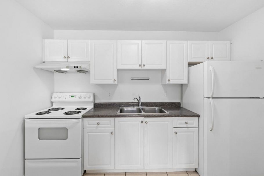 215 808 8th Avenue Vancouver, BC - 11