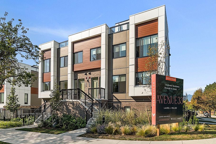 807 W 33rd Avenue Vancouver, BC - 2