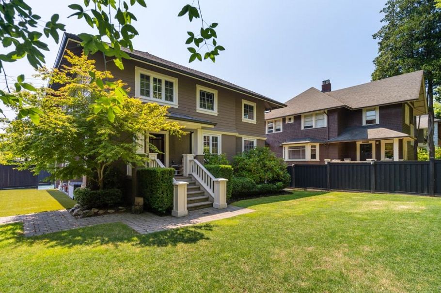 2500 W 37TH AVENUE, Vancouver BC V6N 2T2 Vancouver, BC - 1