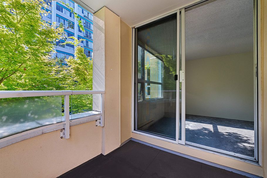 301 1406 Harwood Street Vancouver, BC - 14
