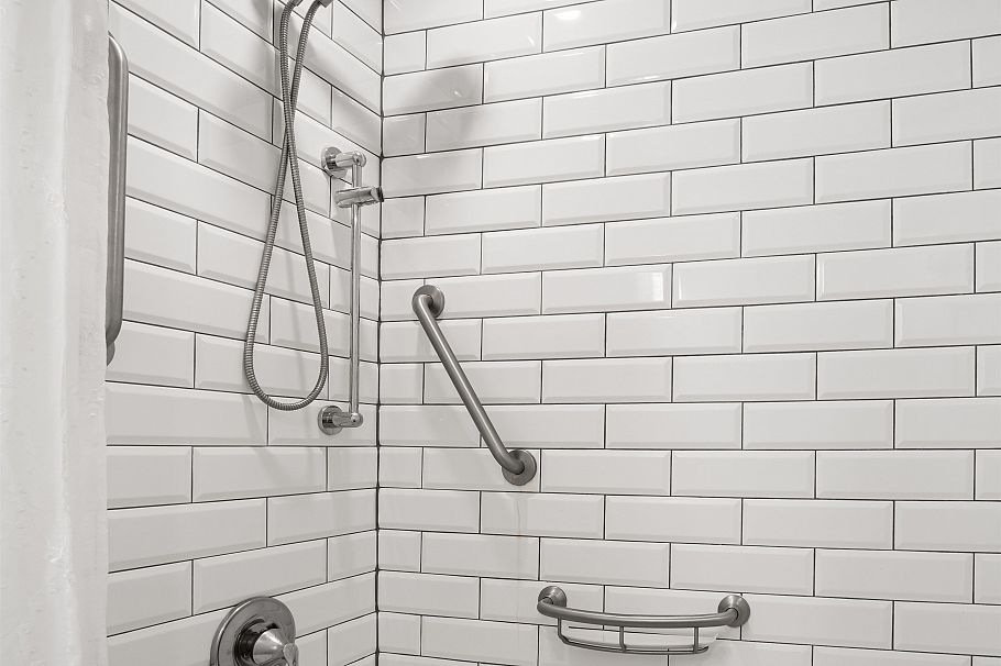 1253 Plateau Drive North Vancouver, BC - 15