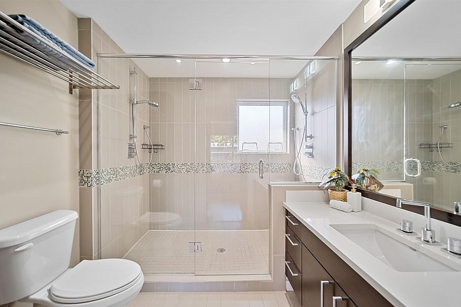 7 2188 W 8th Avenue Vancouver, BC - 18