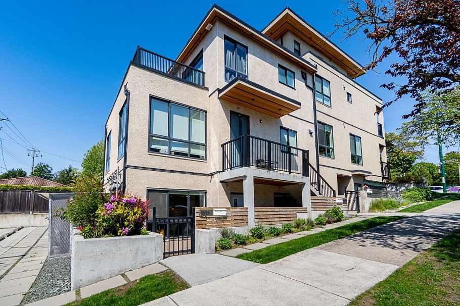 1505 W 60th Avenue Vancouver, BC - 2