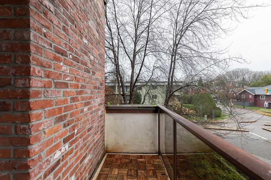 306 1775 W 10th Avenue Vancouver, BC - 26