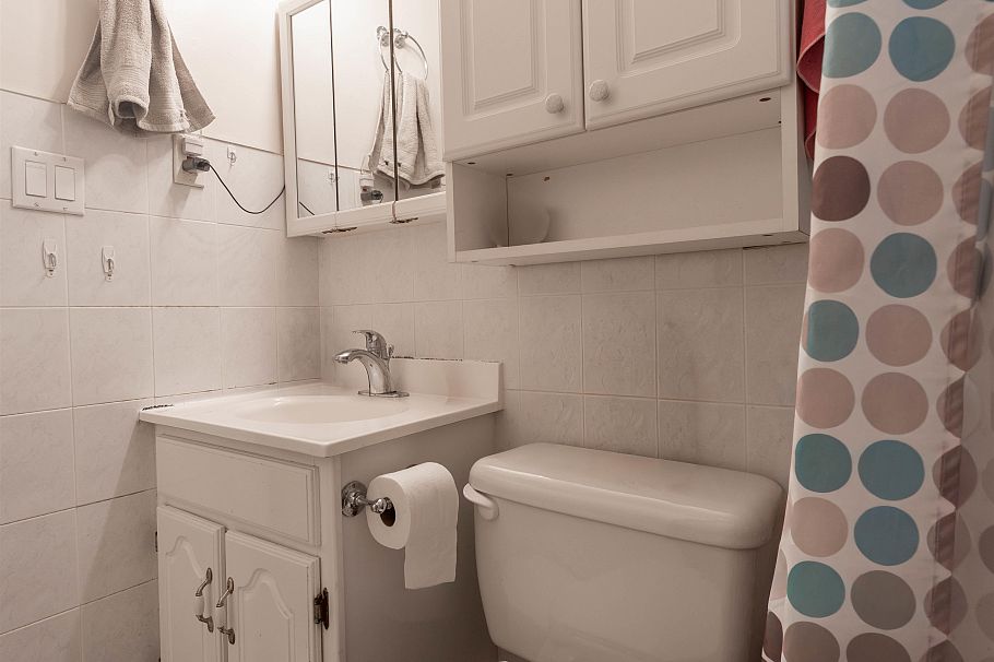 4458 Skeena Street Vancouver, BC - 19