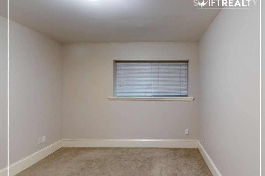 BSMT 843 CANYON BOULEVARD, North Vancouver BC V7R 2J7 North Vancouver, BC - 7