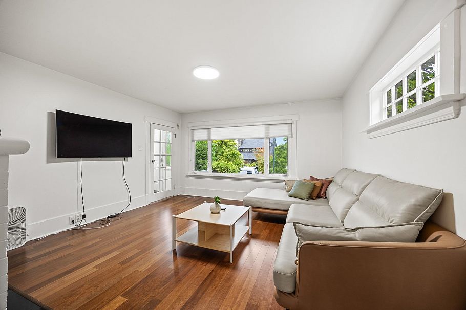 3276 W 21st Avenue Vancouver, BC - 5