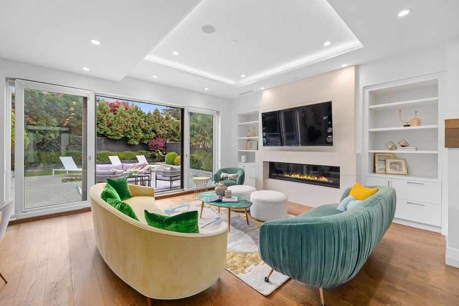 4291 W 29th Avenue Vancouver, BC - 5