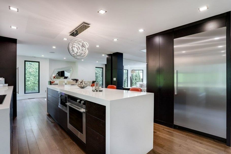 4577 Capilano Road North Vancouver, BC - 10