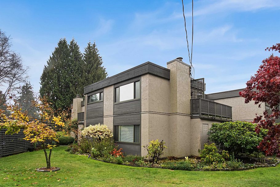 1253 Plateau Drive North Vancouver, BC - 25