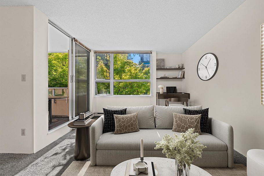 301 1406 Harwood Street Vancouver, BC - 2