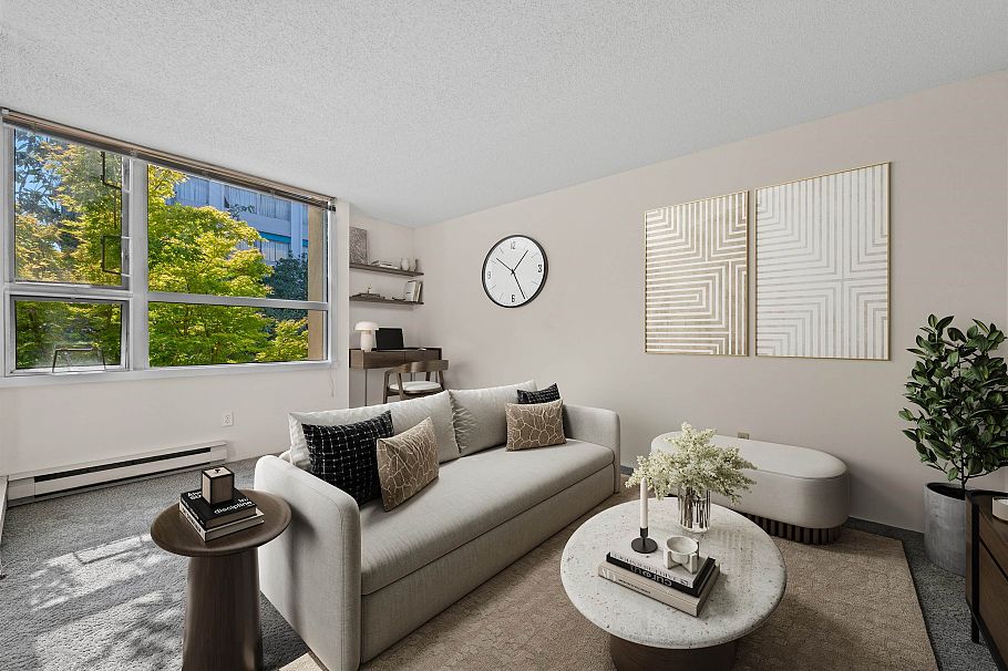 301 1406 Harwood Street Vancouver, BC - 4