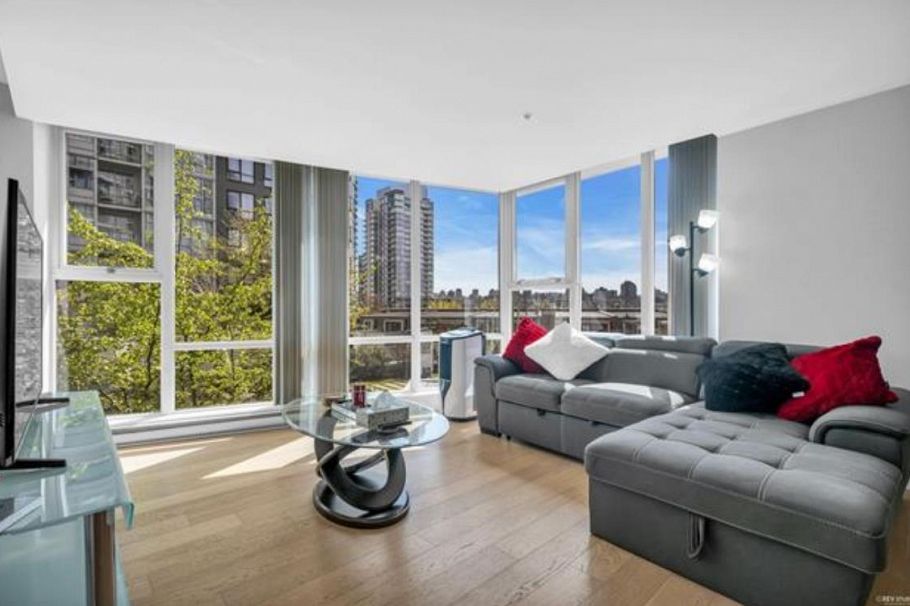 201 550 Pacific Street Vancouver, BC - 5