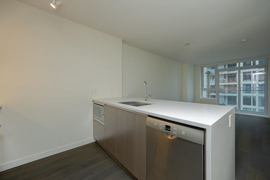 604 1009 Harwood Street Vancouver, BC - 10