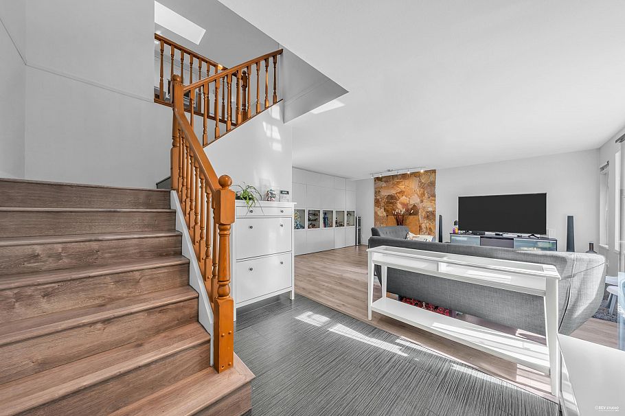 3529 Napier Street Vancouver, BC - 6