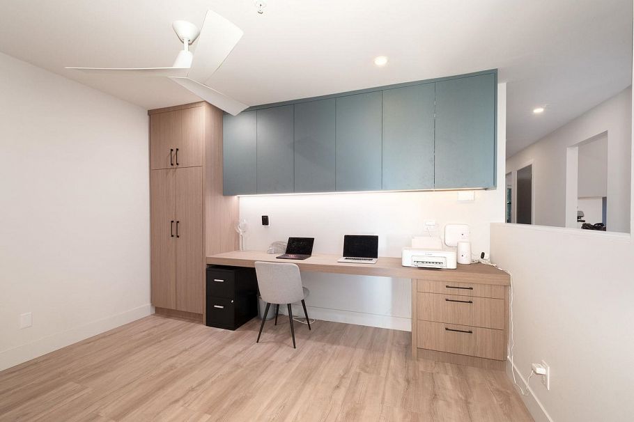  North Vancouver, BC - 15