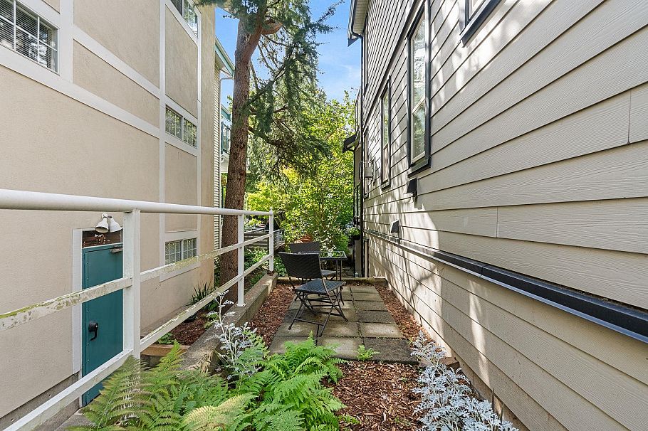 203 755 W 15th Avenue Vancouver, BC - 30