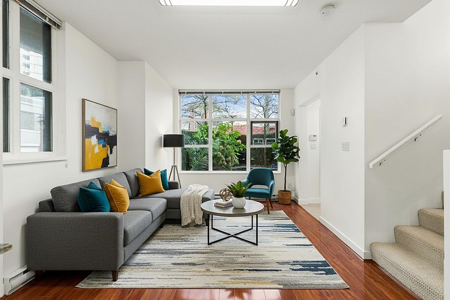 1468 Cedar Cottage Mews Vancouver, BC - 2