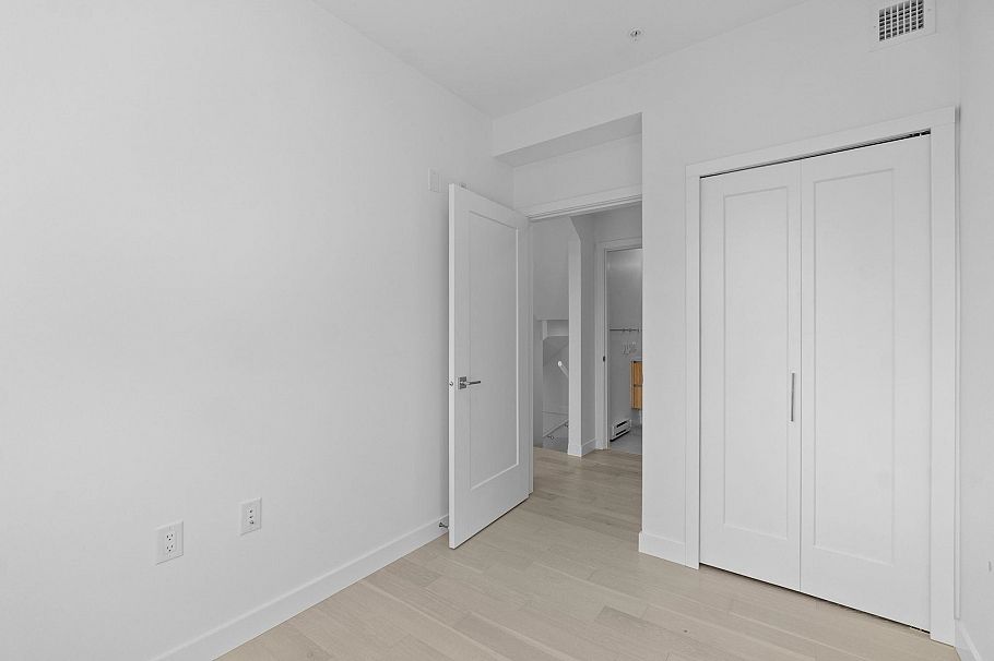 807 W 33rd Avenue Vancouver, BC - 17