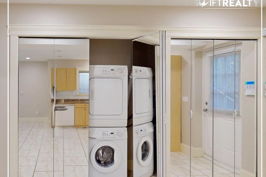 BSMT 843 CANYON BOULEVARD, North Vancouver BC V7R 2J7 North Vancouver, BC - 10