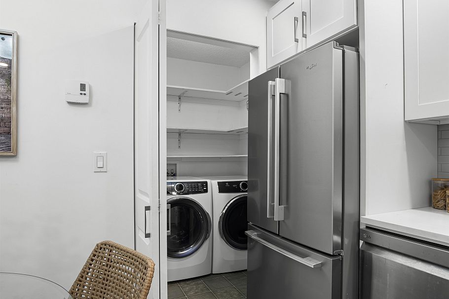 1253 Plateau Drive North Vancouver, BC - 10