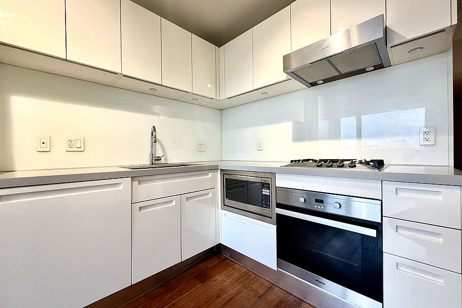 1508 188 Keefer Street Vancouver, BC - 4