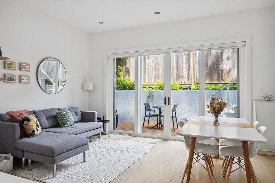 1535 E 5th Avenue Vancouver, BC - 7