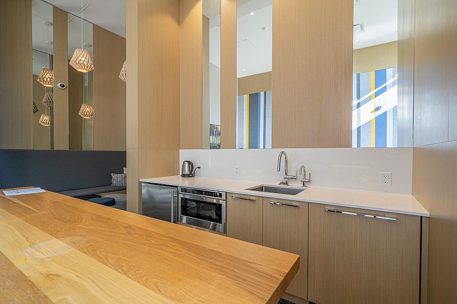 101 5608 Berton Avenue Vancouver, BC - 24