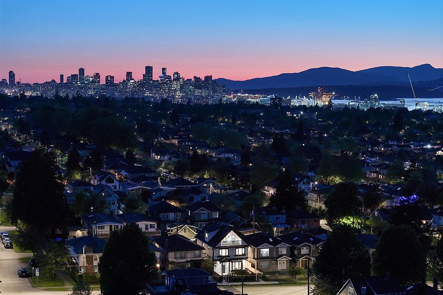 1 1259 Renfrew Street Vancouver, BC - 20