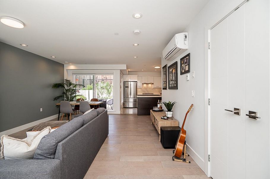 1505 W 60th Avenue Vancouver, BC - 4