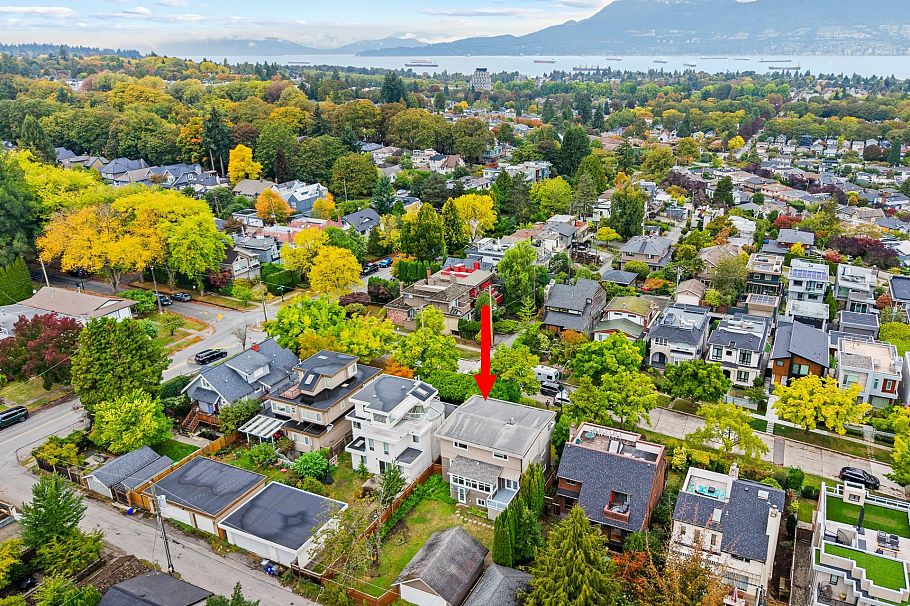 3276 W 21st Avenue Vancouver, BC - 37