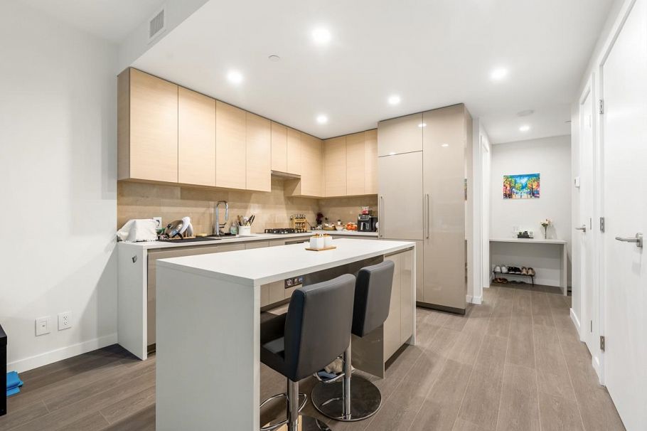 912 2108 Gilmore Avenue Burnaby, BC - 5