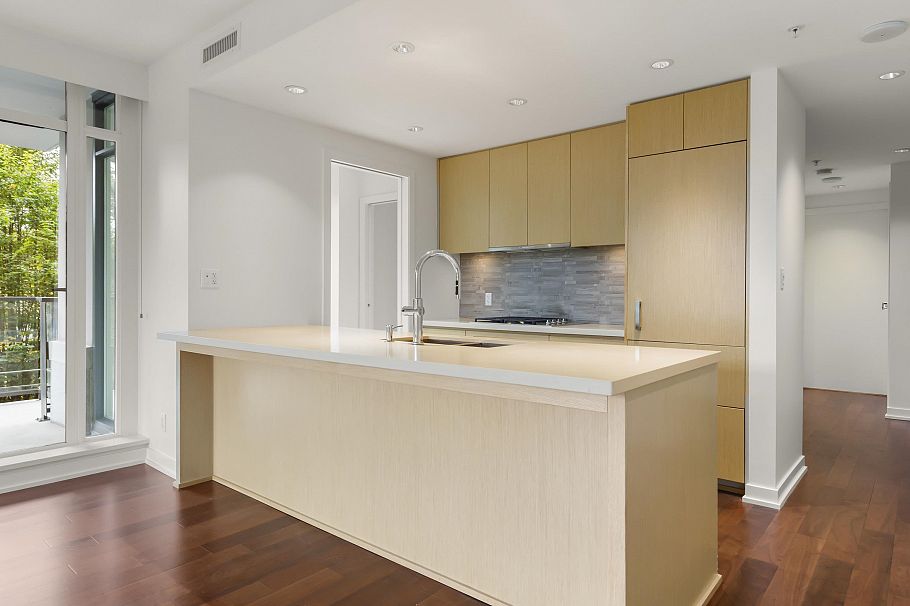 305 5955 Balsam Street Vancouver, BC - 15