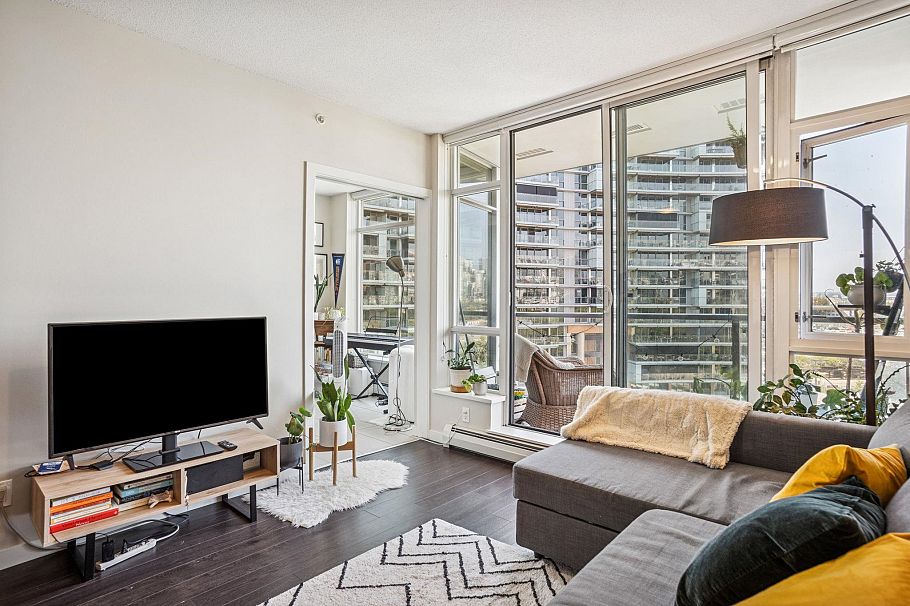 605 1708 Columbia Street Vancouver, BC - 8