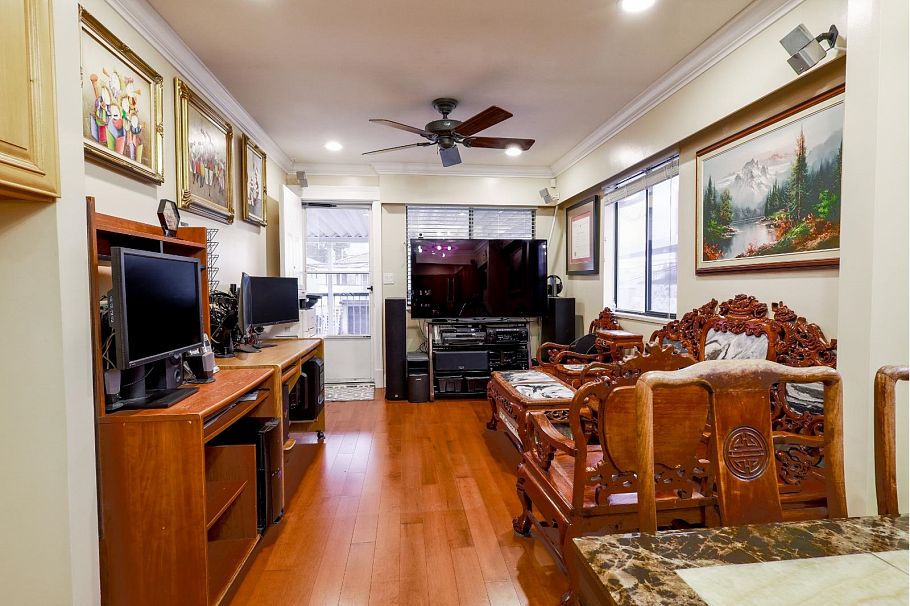 2038 E 40th Avenue Vancouver, BC - 16