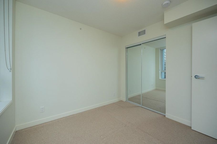 604 1009 Harwood Street Vancouver, BC - 2