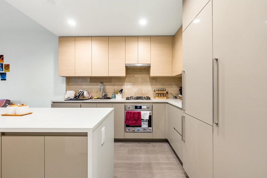 912 2108 Gilmore Avenue Burnaby, BC - 3