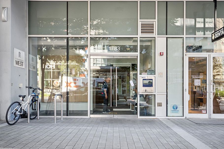 621 1783 Manitoba Street Vancouver, BC - 26