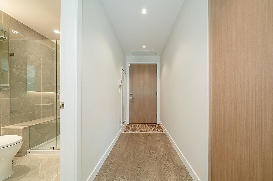 101 5608 Berton Avenue Vancouver, BC - 17