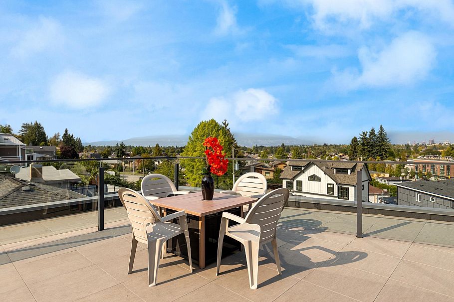 2863 W King Edward Avenue Vancouver, BC - 34