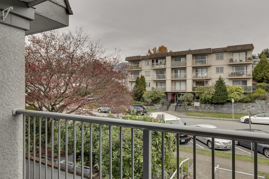 208 275 W 2nd Street North Vancouver, BC - 20