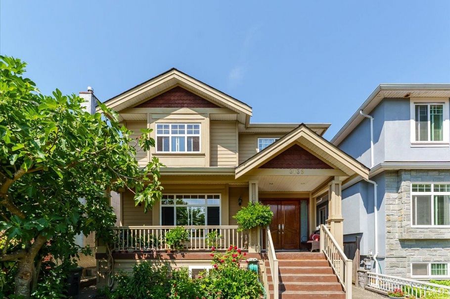 3139 Venables Street Vancouver, BC - 1