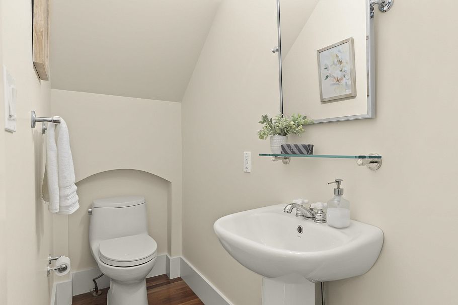 3540 W 5th Avenue Vancouver, BC - 21