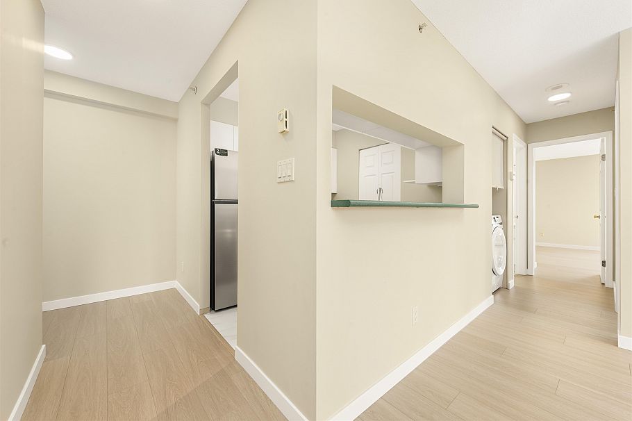 905 5189 Gaston Street Vancouver, BC - 5