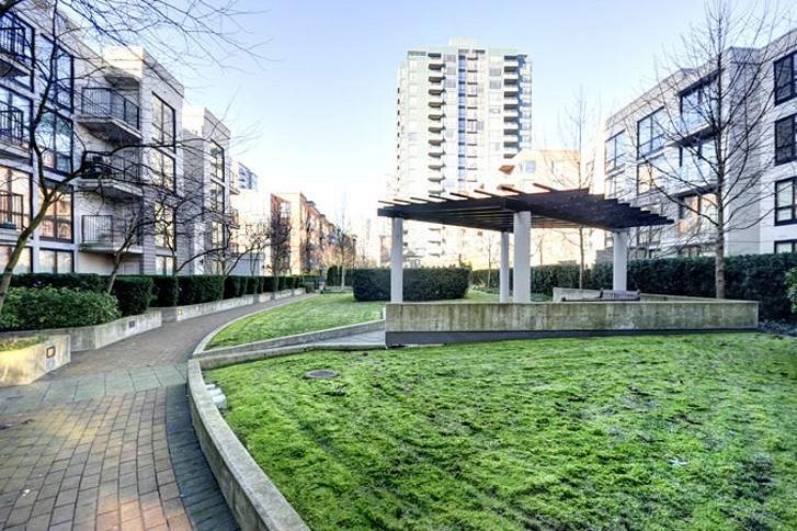 1606 3663 CROWLEY DRIVE, Vancouver BC V5R 6H4 Vancouver, BC - 8